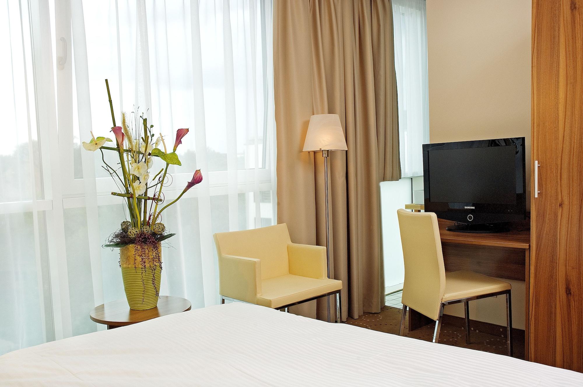 B&B Hotel Berlin-Mitte Dış mekan fotoğraf