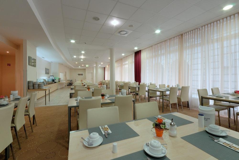 B&B Hotel Berlin-Mitte Dış mekan fotoğraf