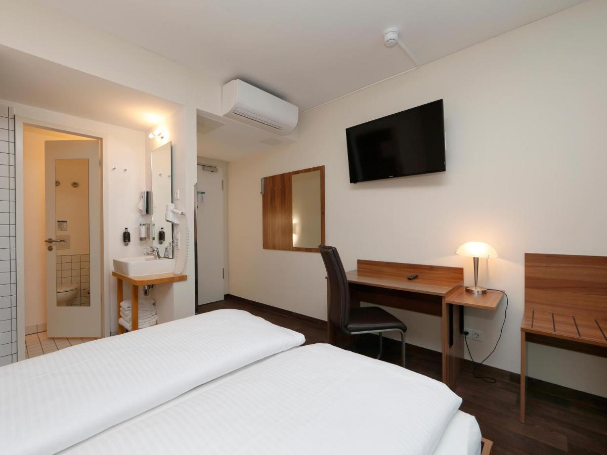B&B Hotel Berlin-Mitte Dış mekan fotoğraf