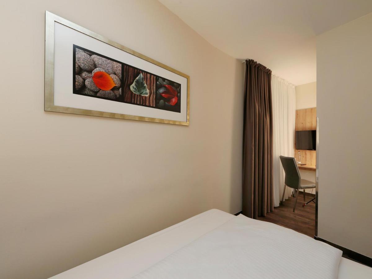 B&B Hotel Berlin-Mitte Dış mekan fotoğraf
