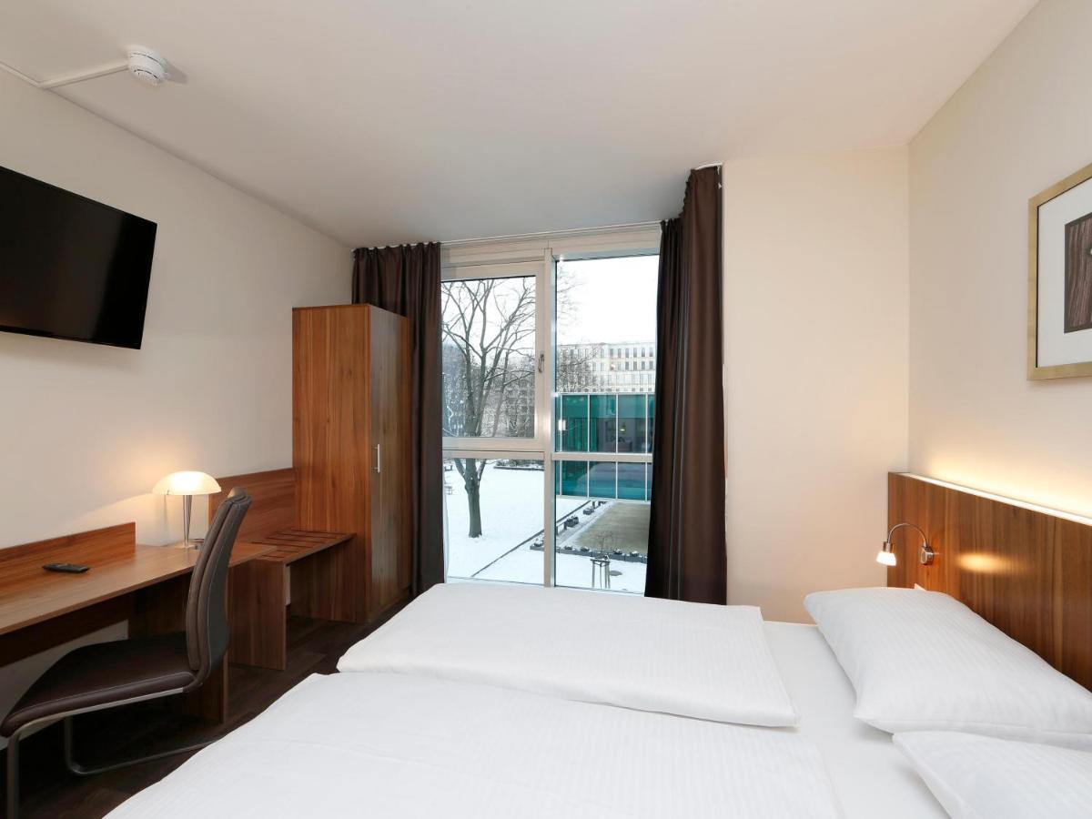 B&B Hotel Berlin-Mitte Dış mekan fotoğraf