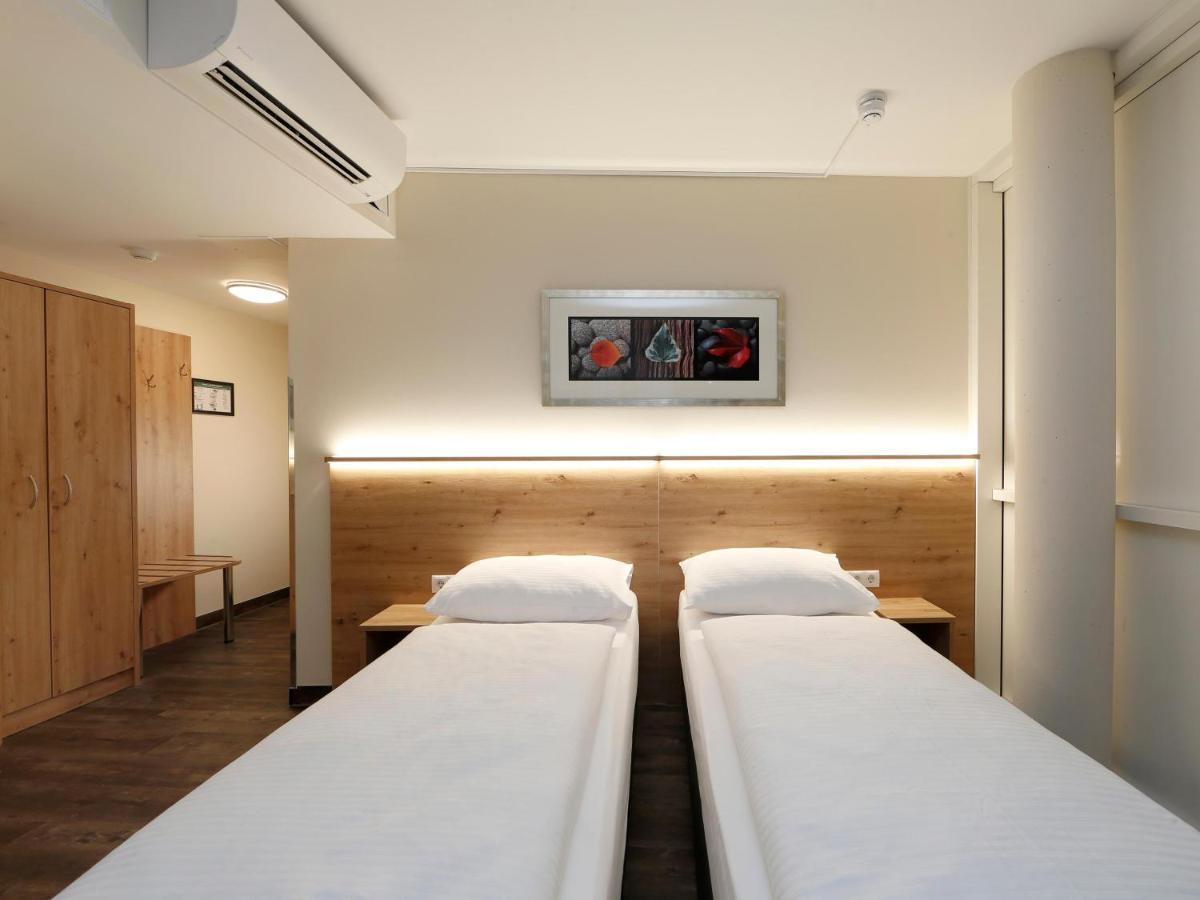 B&B Hotel Berlin-Mitte Dış mekan fotoğraf