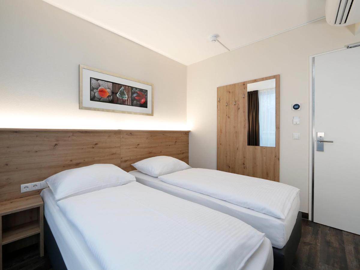 B&B Hotel Berlin-Mitte Dış mekan fotoğraf
