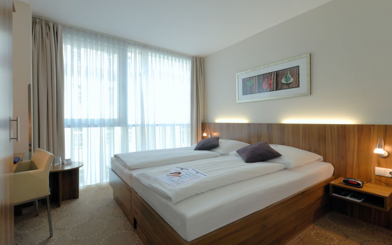 B&B Hotel Berlin-Mitte Dış mekan fotoğraf
