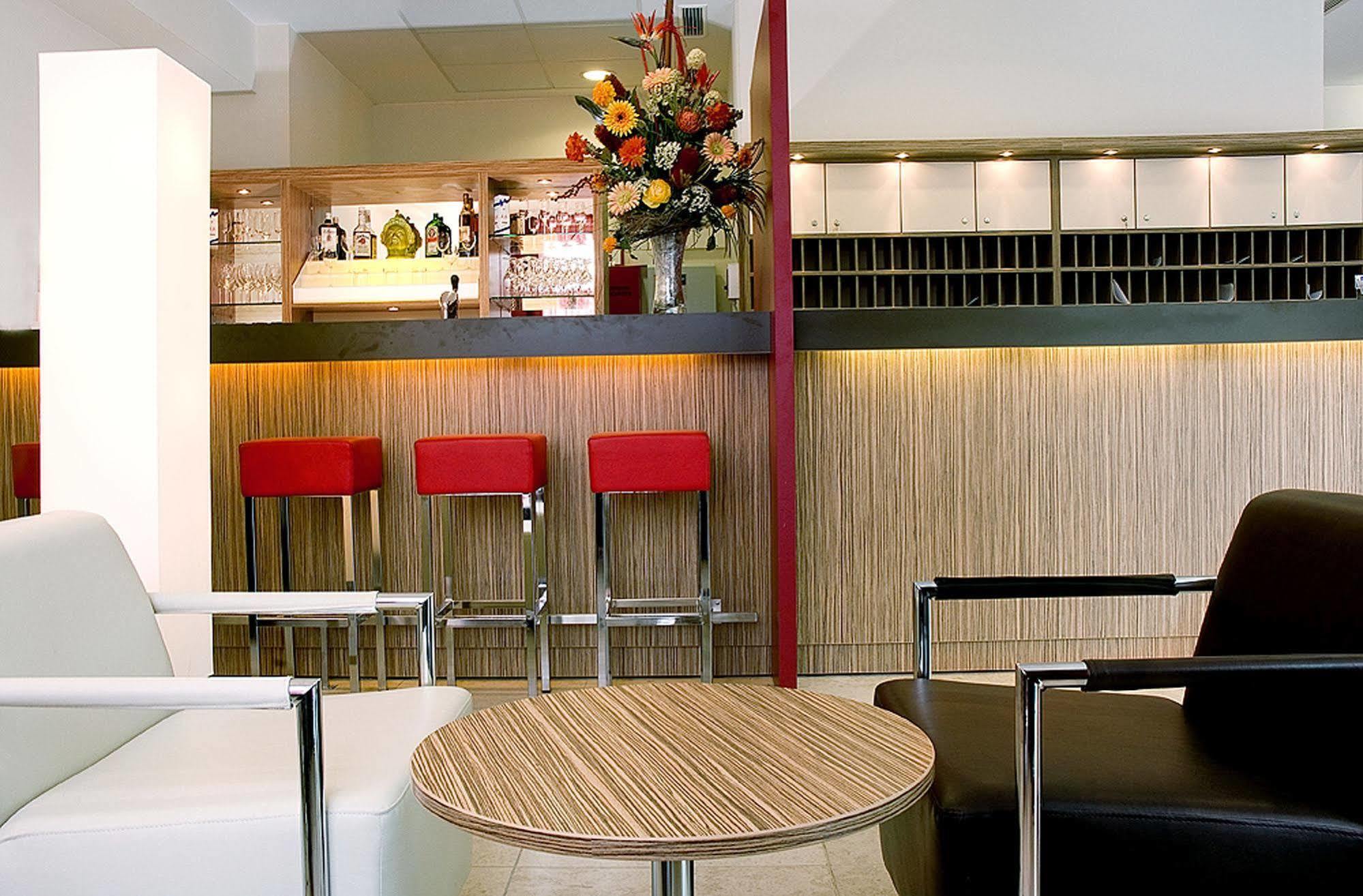 B&B Hotel Berlin-Mitte Dış mekan fotoğraf