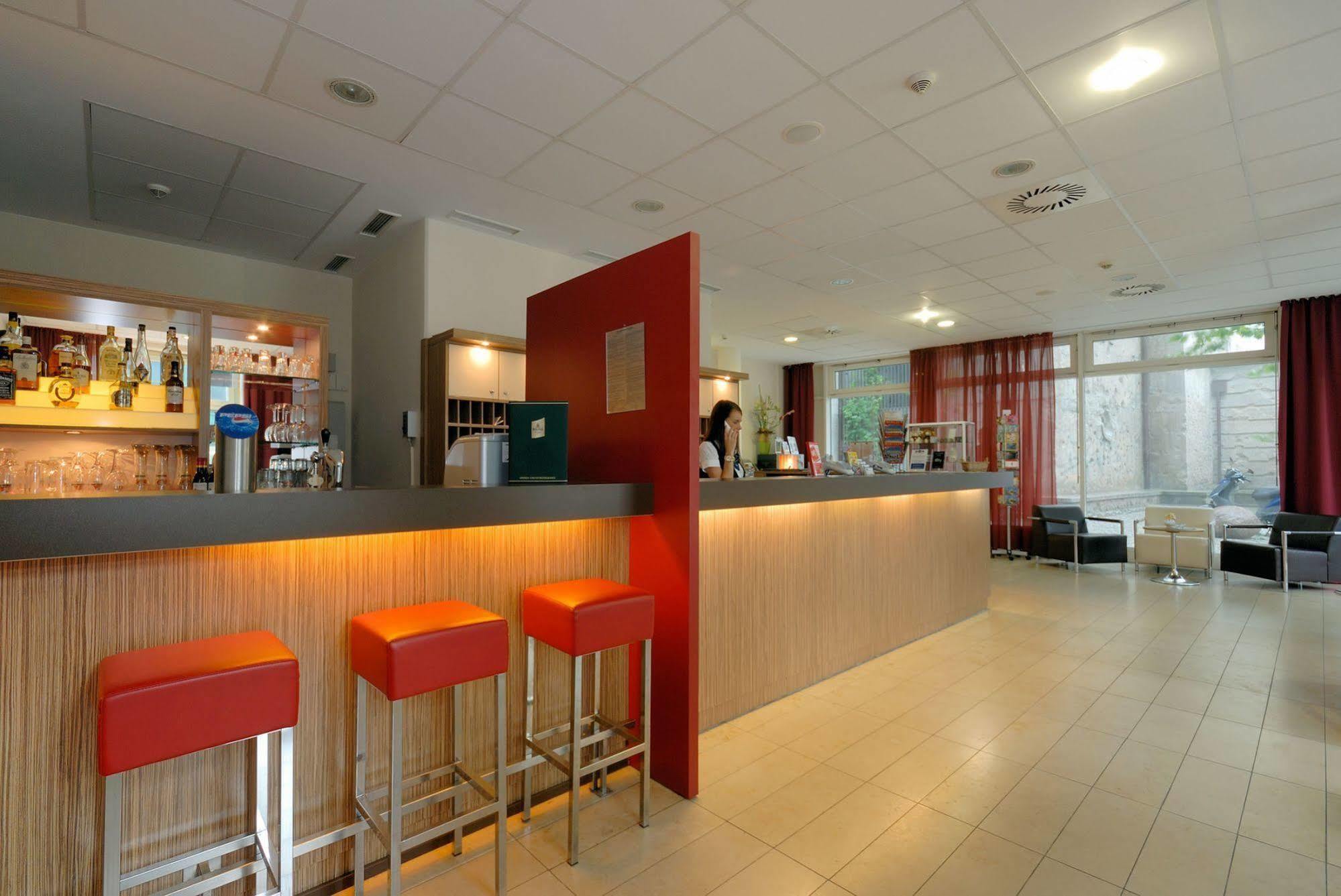 B&B Hotel Berlin-Mitte Dış mekan fotoğraf